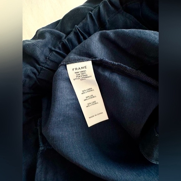 FRAME Belted Paperbag Linen-Blend Pocket Shorts - Picture 9 of 11